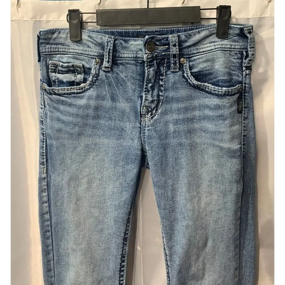 Silver Suki Women's Size 27/33 Light Wash Casual Denim Bootcut Jeans